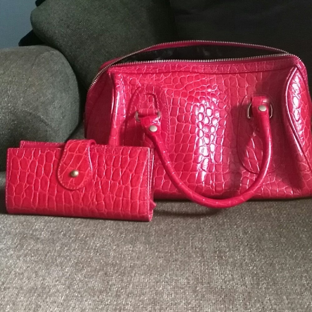 Purse with wallet